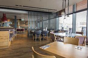 Premier Inn Birmingham Longbridge