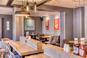 Premier Inn Blackpool East - M55 J4