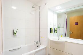 Premier Inn Bournemouth Westbourne