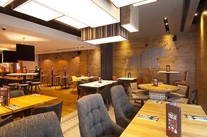 Premier Inn Halifax Town Centre