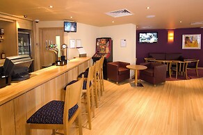 Premier Inn Chester - Railway Station