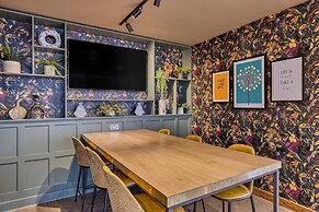 Premier Inn Cardiff Cc Queen Street