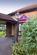 Premier Inn Manchester - Denton