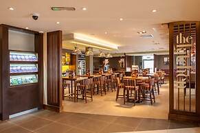 Premier Inn Witney