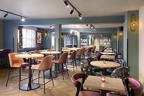 Premier Inn Llanelli Central East