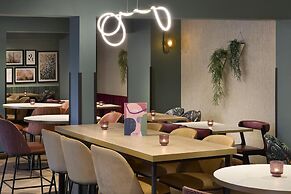 Premier Inn Llanelli Central East