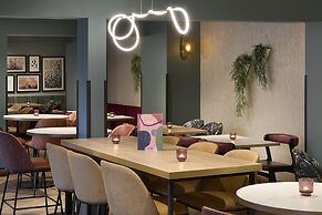Premier Inn Hatfield