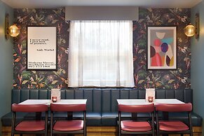 Premier Inn Stevenage North