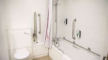 Premier Inn Warrington North East