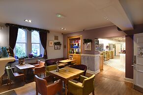 Holmfield Arms By Greene King Inns