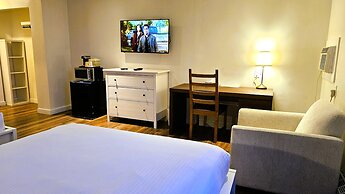 Cloud 9 Inn
