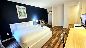 Cloud 9 Inn