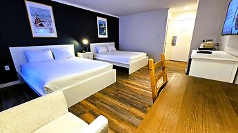 Cloud 9 Inn