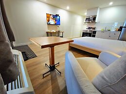 Cloud 9 Inn