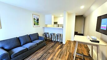 Cloud 9 Inn