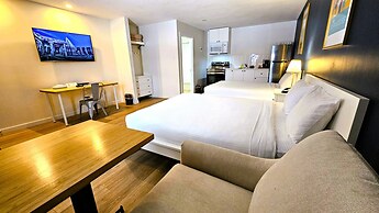 Cloud 9 Inn