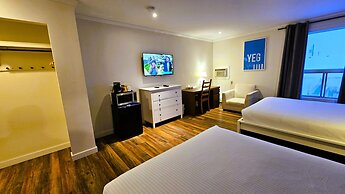 Cloud 9 Inn
