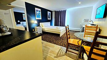 Cloud 9 Inn