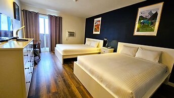 Cloud 9 Inn