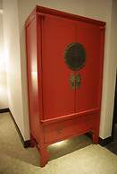 1825 Gallery Hotel