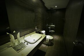 1825 Gallery Hotel