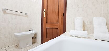 Hostal Cuevas