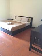 Huaymuang Apartment