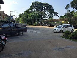 Huaymuang Apartment