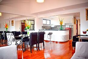 RHOUSE Cusco