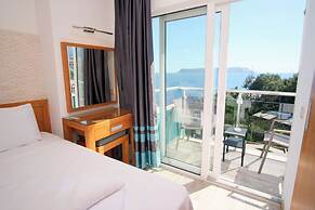 Nur Hotel