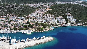 Nur Hotel