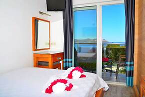 Nur Hotel