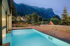 NH Collection Alagna Mirtillo Rosso