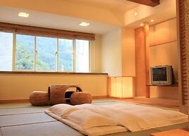 Spring Spa Hotel