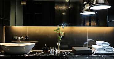 Amare Hotel Jakjeon