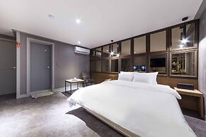 Hotel MARI