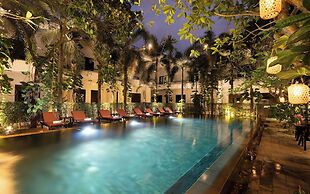 The Moon Residence & Spa