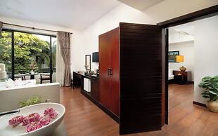 The Moon Residence & Spa