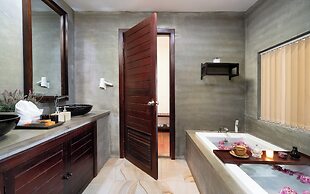 The Moon Residence & Spa
