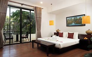The Moon Residence & Spa