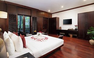 The Moon Residence & Spa