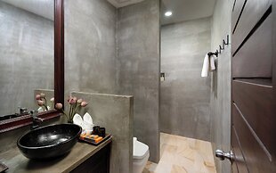 The Moon Residence & Spa