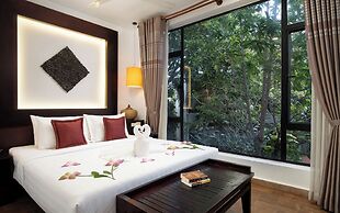 The Moon Residence & Spa