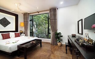 The Moon Residence & Spa
