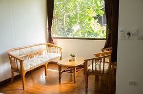 Nid's Bungalows