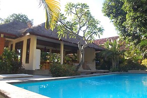 Star East Guest House