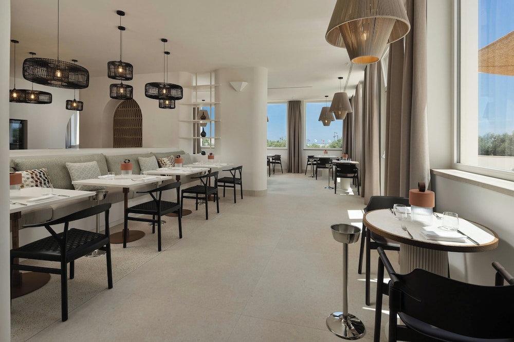 Cala Ponte, a Tribute Portfolio Hotel