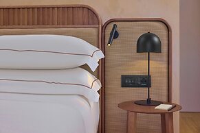 Cala Ponte, a Tribute Portfolio Hotel