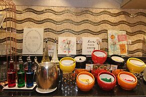 Villa Caceres Hotel