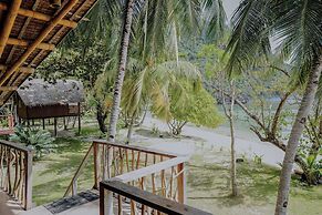 Sangat Island Dive Resort